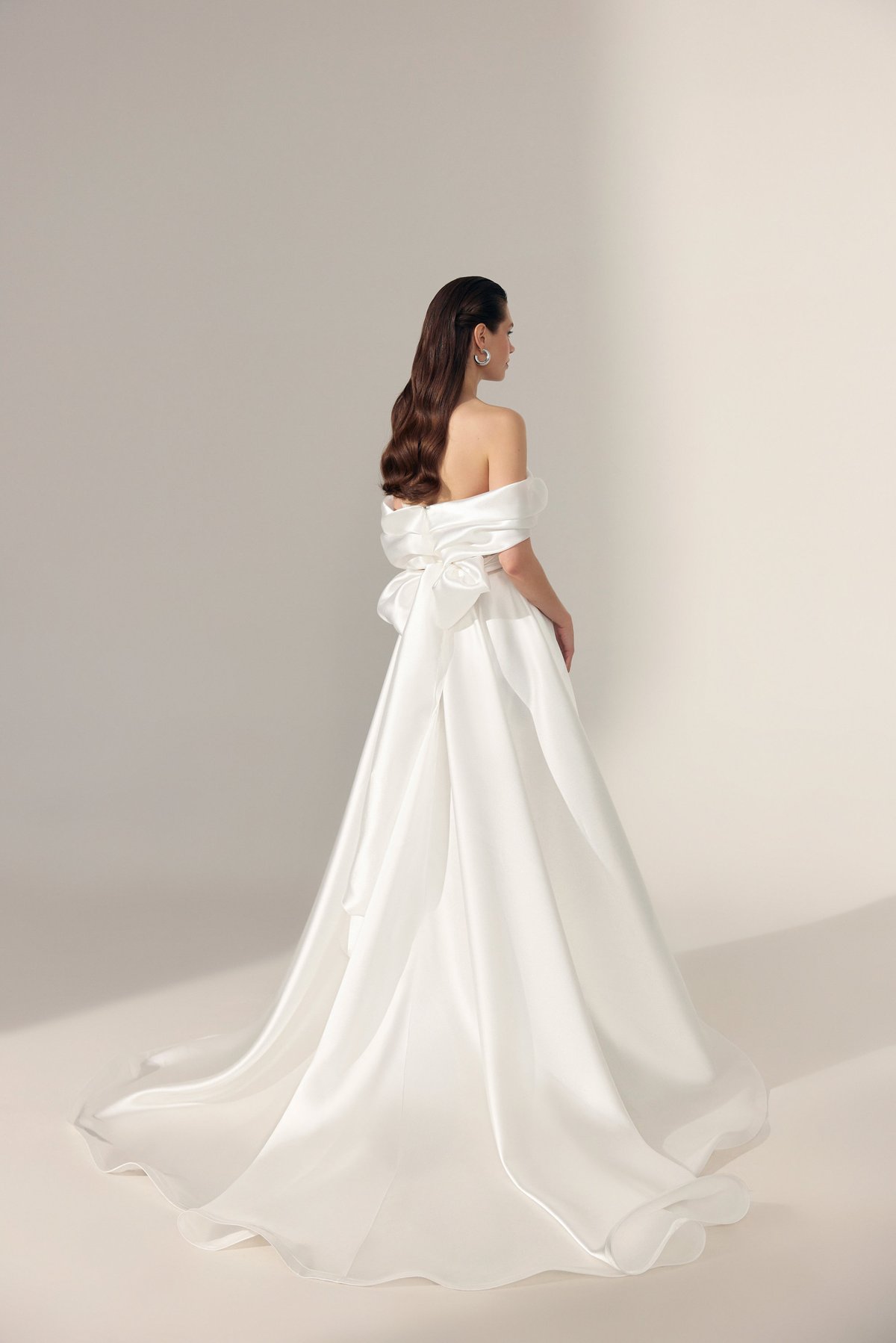 A-linje brudekjole off shoulder Ulrikke