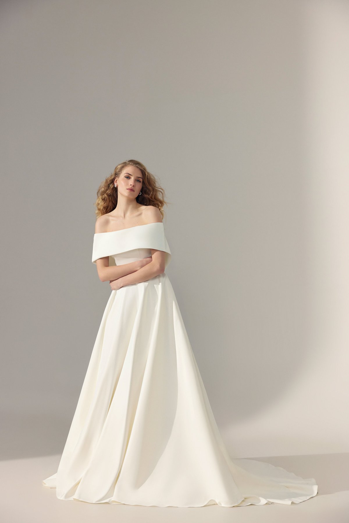 A-linje brudekjole off shoulder Julie