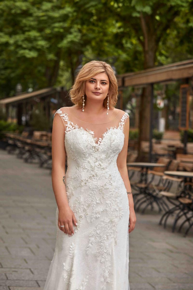 Row blonde brudekjole – Plus Size Brudekjoler, brudekjoler i Storkøbenhavn – dansk butik